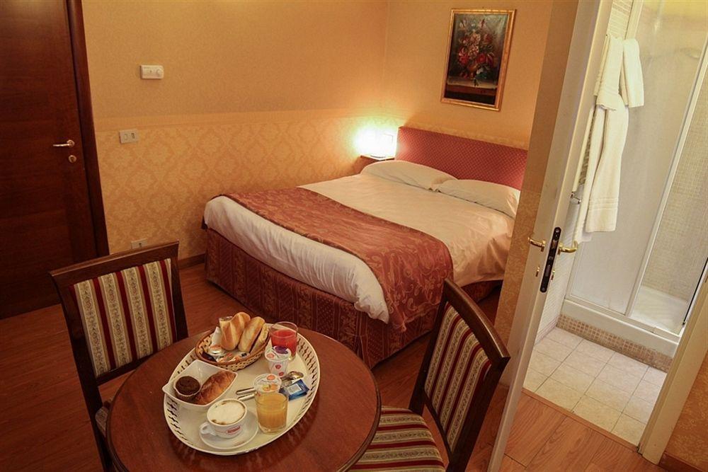 Residenza Belli Inn Рим Экстерьер фото